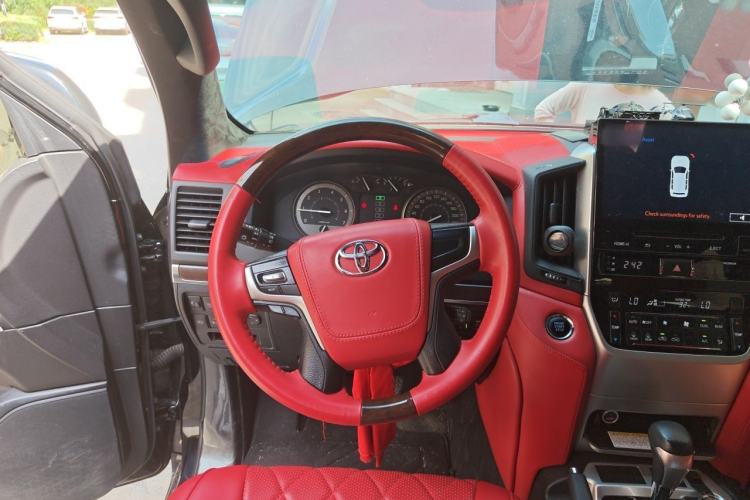 Used Toyota Land Cruiser  Steering Wheel