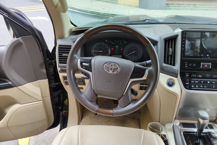 Used Toyota Land Cruiser  Steering Wheel