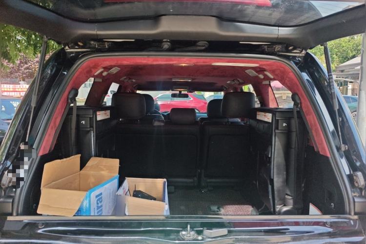 Used Toyota Land Cruiser 2019 4.0L GX-R Eight-Cylinder Underbody Lighting Flowing LED Lights – Middle East Trunk