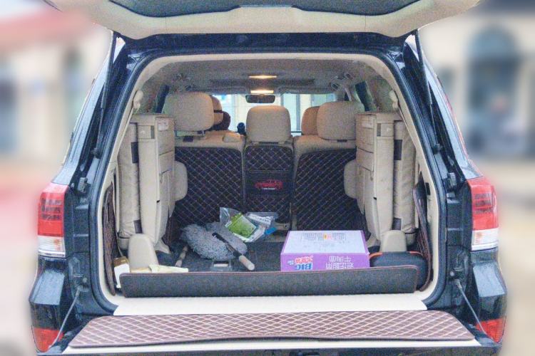 Used Toyota Land Cruiser  Trunk
