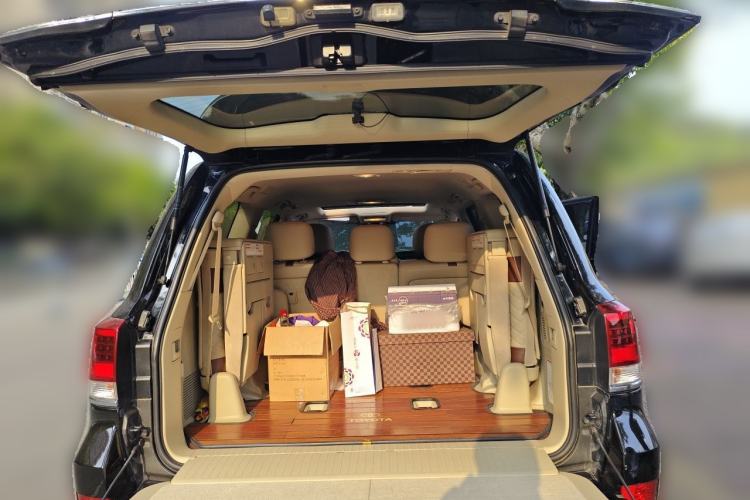 Used Toyota Land Cruiser  Trunk