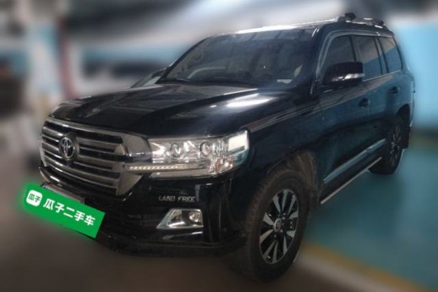 Used Toyota Land Cruiser 2019 5.7L 7-Seater Middle East Version
