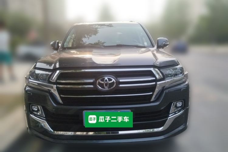 Used Toyota Land Cruiser  Front