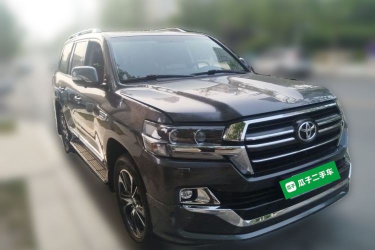 Used Toyota Land Cruiser  Front Right 45 Deg