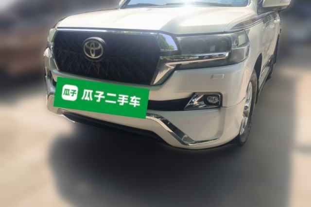 Used Toyota Land Cruiser 