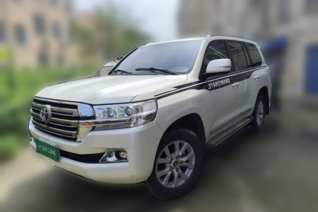 Used Toyota Land Cruiser 4.0-liter gasoline, 7-seat automatic (parallel import)