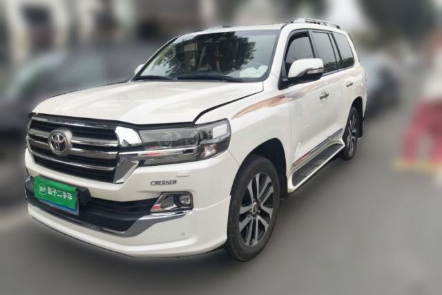 Used Toyota Land Cruiser 2019 Land Cruiser 4.0, imported, seven-seater, automatic, gasoline-powered