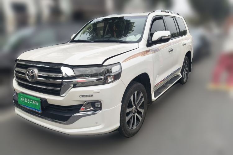 Used Toyota Land Cruiser 2019 Land Cruiser 4.0, imported, seven-seater, automatic, gasoline-powered Guazi used car, China used car export, Used car for sale, Used  cars, Cheapest cars for sale