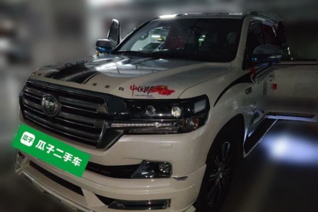 Używany Toyota Land Cruiser Toyota Land Cruiser 2019, 5.7L Automatic (Middle East Version)