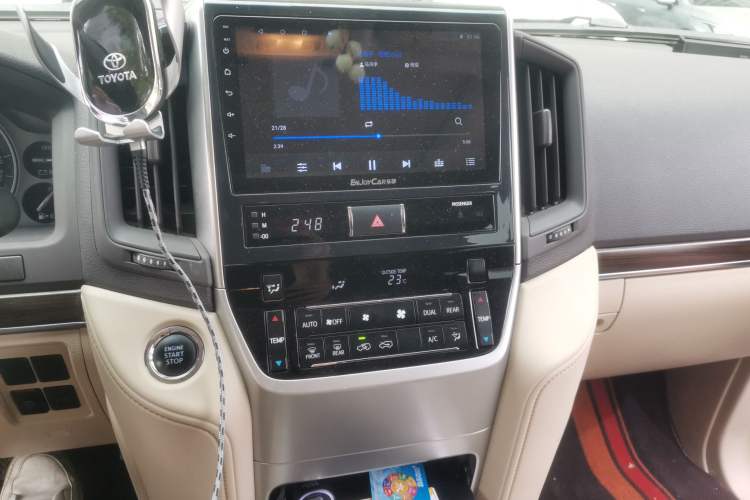 Used Toyota Land Cruiser  Audio And AC Panel