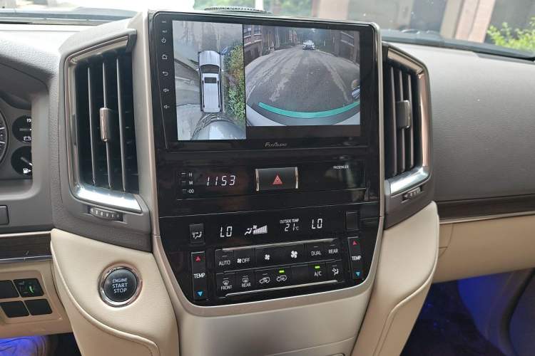 Used Toyota Land Cruiser  Audio And AC Panel