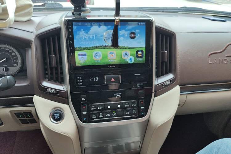 Used Toyota Land Cruiser  Audio And AC Panel