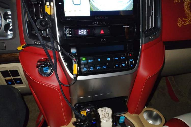 Used Toyota Land Cruiser  Audio And AC Panel