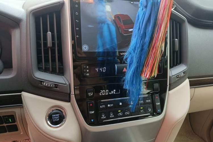 Used Toyota Land Cruiser  Audio And AC Panel