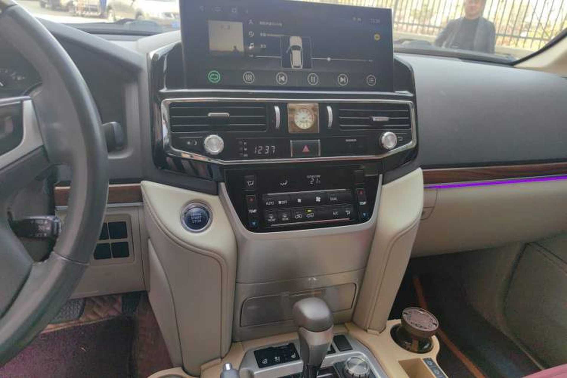 Used Toyota Land Cruiser  Audio And AC Panel