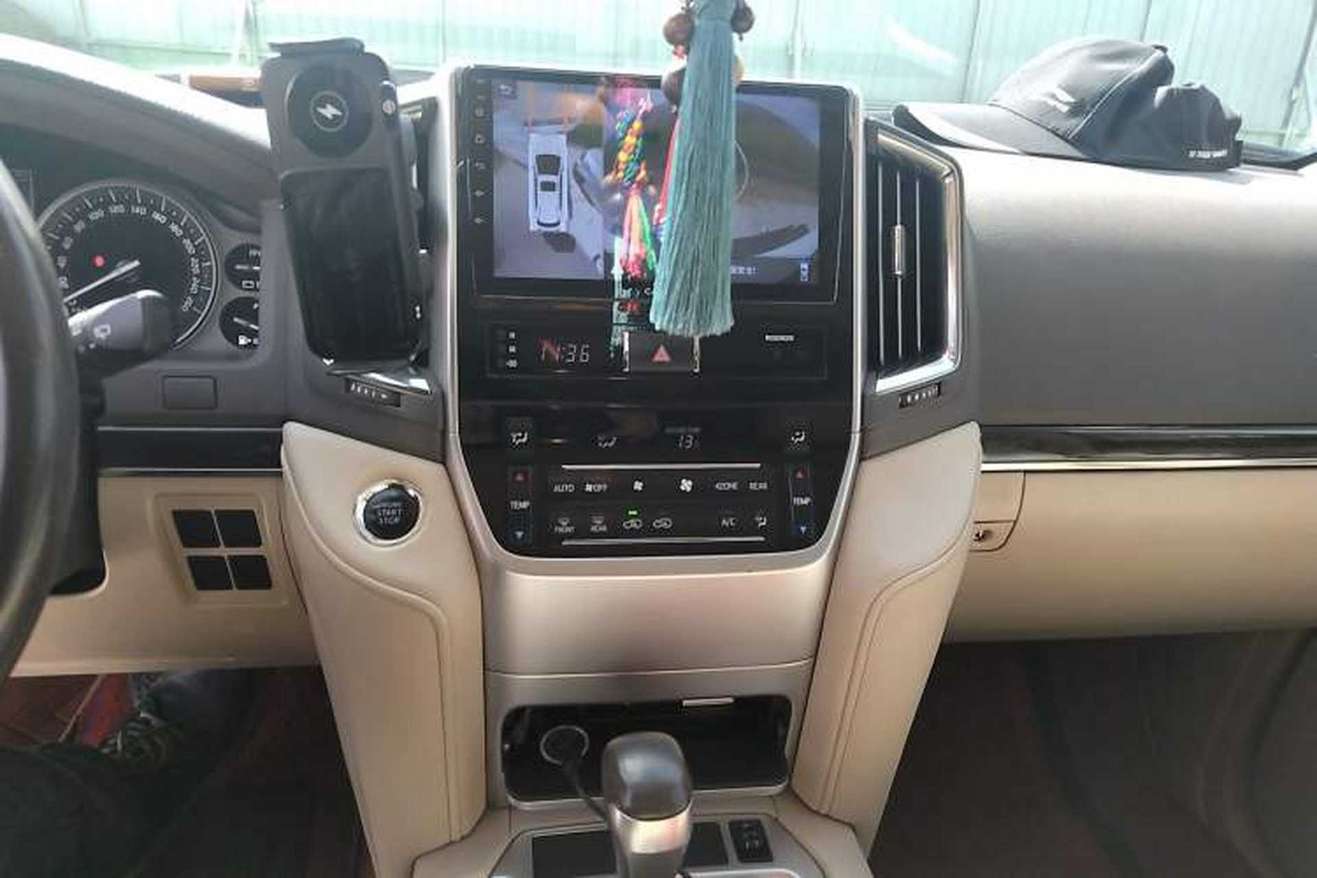 Used Toyota Land Cruiser  Audio And AC Panel