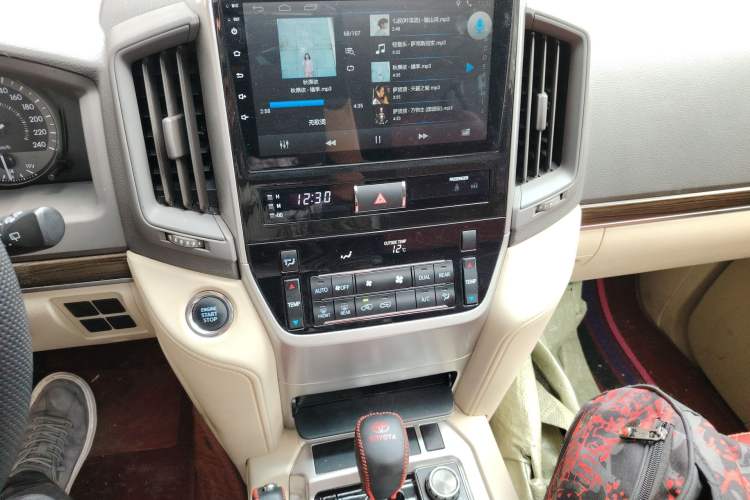 Used Toyota Land Cruiser  Audio And AC Panel