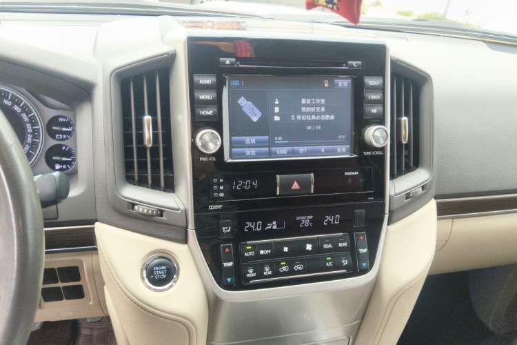 Used Toyota Land Cruiser  Audio And AC Panel