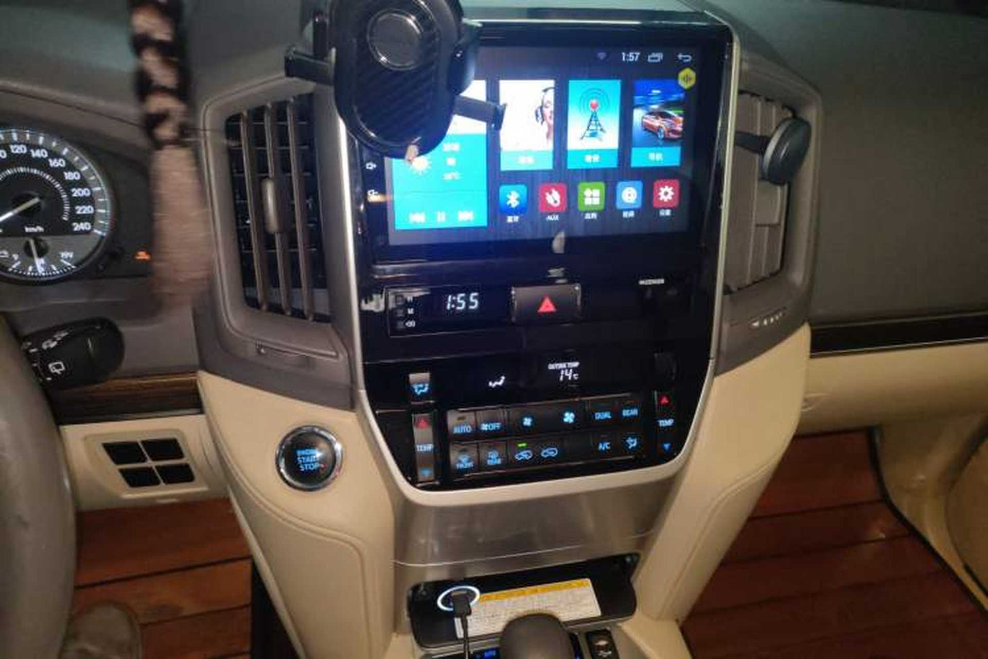 Used Toyota Land Cruiser  Audio And AC Panel