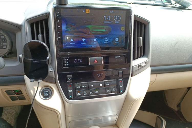 Used Toyota Land Cruiser  Audio And AC Panel