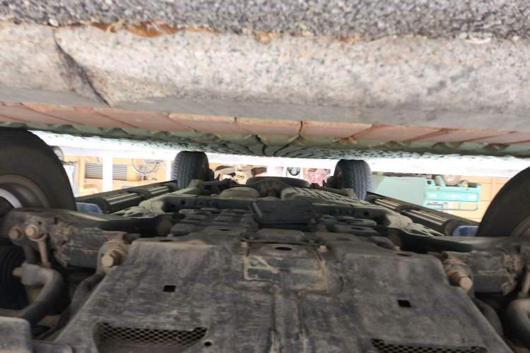 Used Toyota Land Cruiser 2019 4.0L GX-R 7 Seats Parallel Import Chassis Front