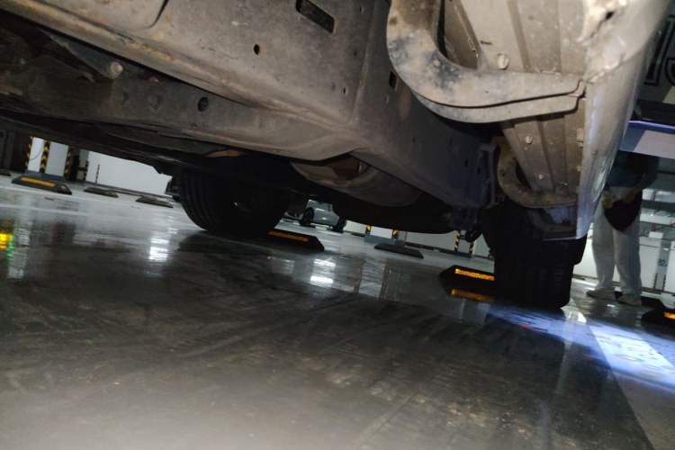 Used Toyota Land Cruiser  Chassis Front Left