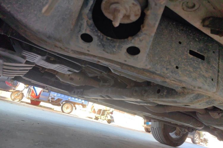 Used Toyota Land Cruiser  Chassis Front Left
