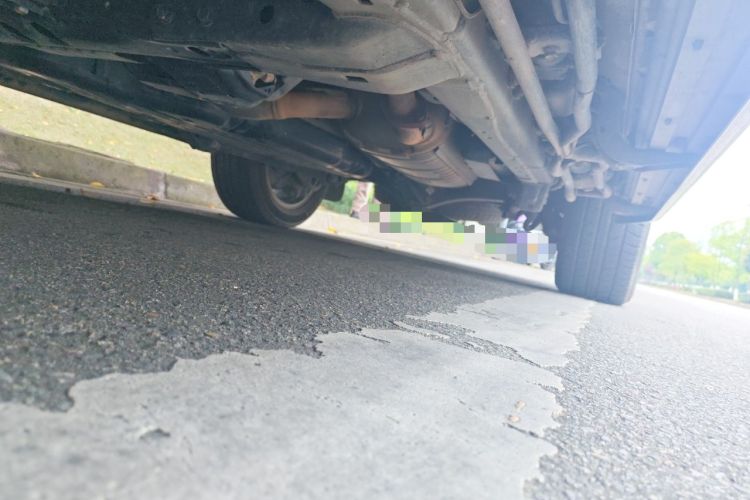 Used Toyota Land Cruiser  Chassis Front Left