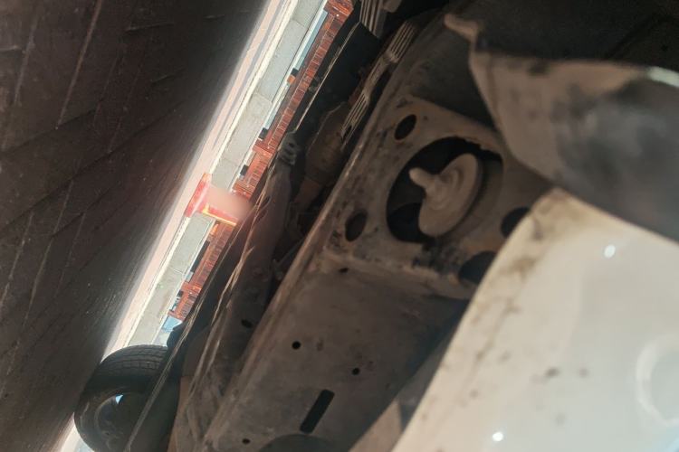 Used Toyota Land Cruiser  Chassis Front Left