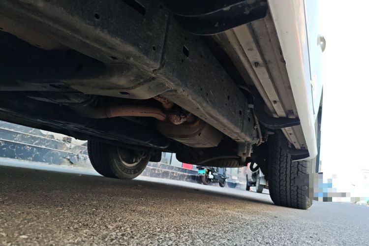 Used Toyota Land Cruiser 2019 4.0L 7-Seater Automatic Transmission Middle East Version Chassis Front Left