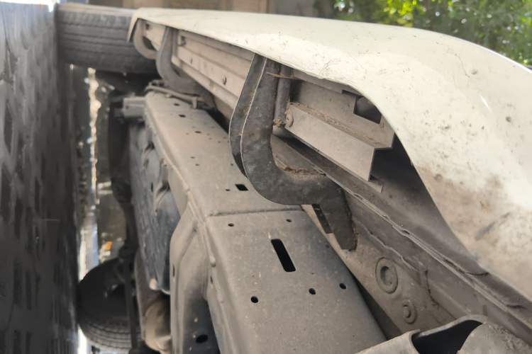 Used Toyota Land Cruiser  Chassis Front Right
