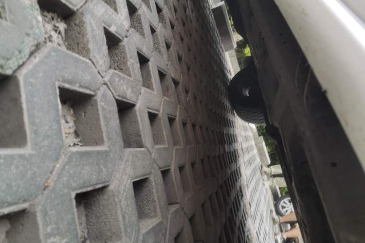 Used Toyota Land Cruiser  Chassis Front Right