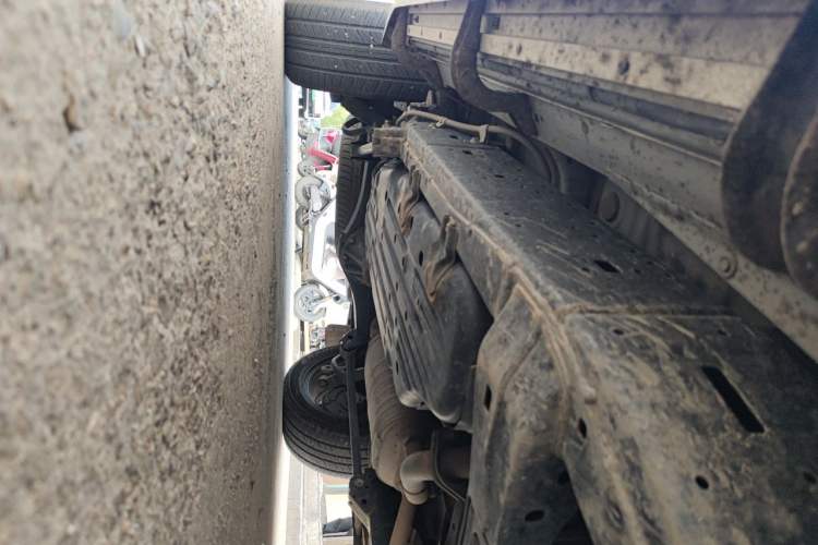 Used Toyota Land Cruiser  Chassis Front Right