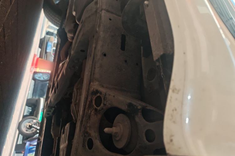 Used Toyota Land Cruiser  Chassis Front Right