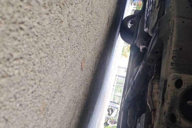 Used Toyota Land Cruiser  Chassis Front Right