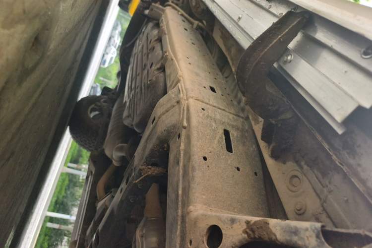 Used Toyota Land Cruiser 2019 4.0L Iron Wheels Refrigerator with Electric Base Basic Version—Middle East Chassis Front Right