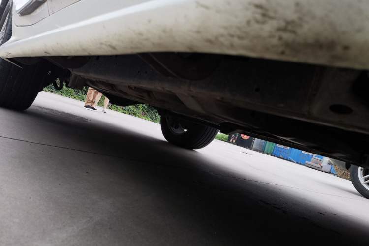 Used Toyota Land Cruiser  Chassis Front Right