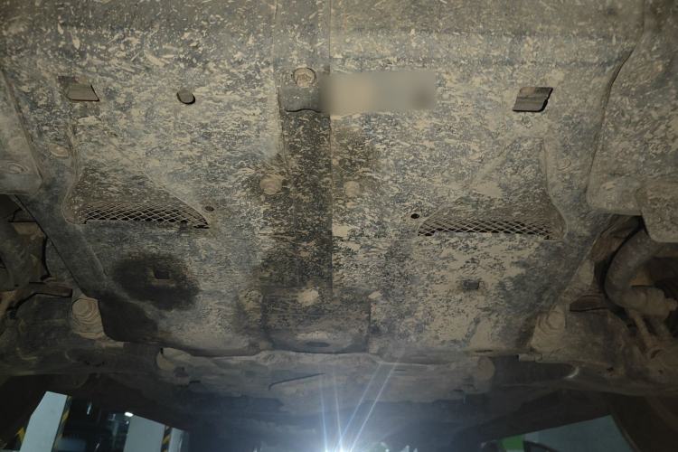 Used Toyota Land Cruiser 2019 4.0L 7-Seater Automatic Transmission Middle East Version Chassis Front