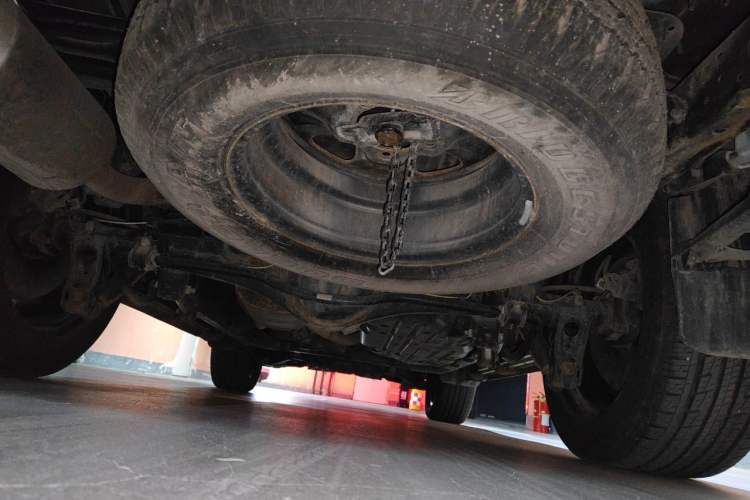 Used Toyota Land Cruiser 2019 4.0L Iron Wheels Refrigerator with Electric Base Basic Version—Middle East Chassis Rear