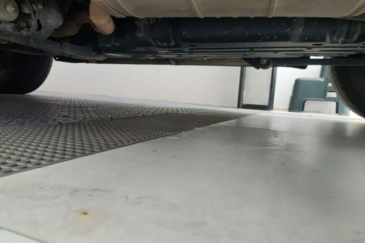 Used Toyota Land Cruiser 2019 4.6L GX-R Middle East Version Chassis Rear Left