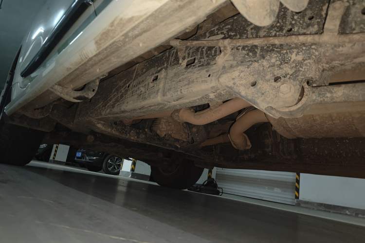 Used Toyota Land Cruiser 2019 4.0L 7-Seater Automatic Transmission Middle East Version Chassis Rear Left
