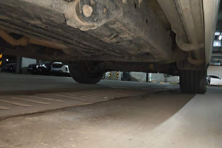 Used Toyota Land Cruiser 2019 4.0L GX-R 5-Seater Parallel Import Chassis Rear Right