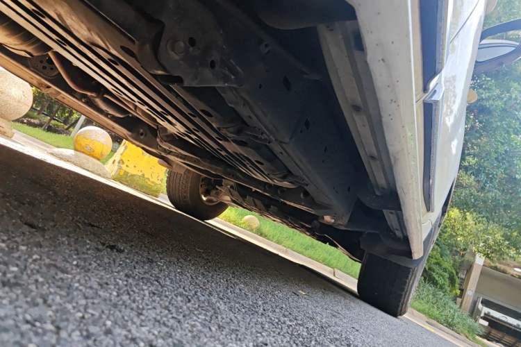 Used Toyota Land Cruiser 2019 4.0L 7-Seater Automatic Transmission Middle East Version Chassis Rear Right