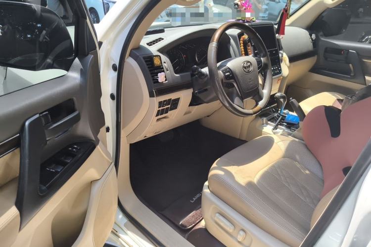 Used Toyota Land Cruiser  Driver Seat