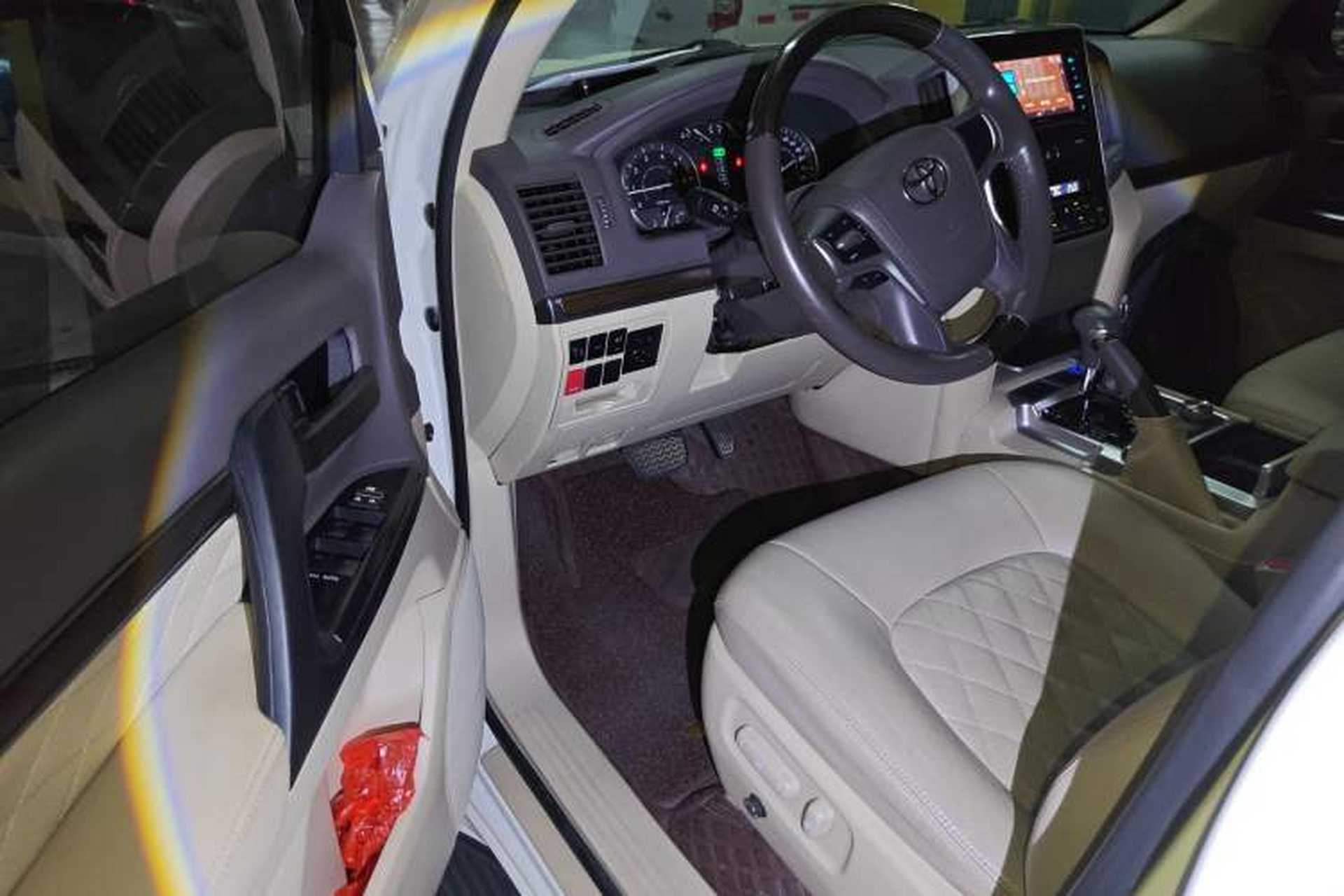 Used Toyota Land Cruiser  Driver Seat
