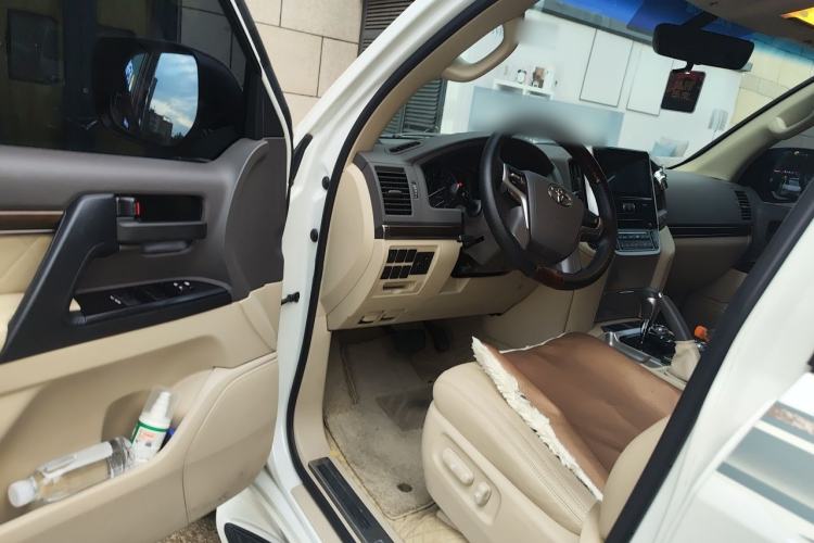Used Toyota Land Cruiser 2019 4.0L GX-R 7 Seats Parallel Import Driver Seat