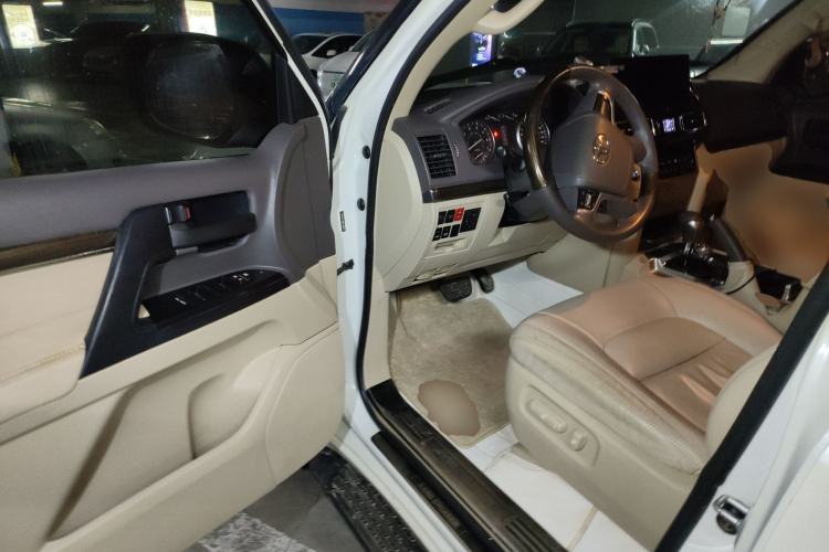 Used Toyota Land Cruiser 2019 4.0L 7-Seater Automatic Transmission Middle East Version Driver Seat