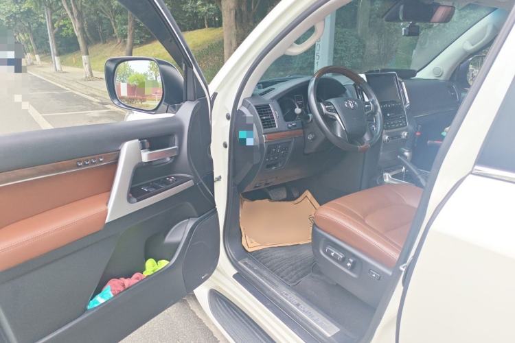 Used Toyota Land Cruiser  Driver Seat