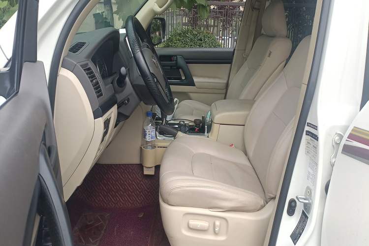 Used Toyota Land Cruiser  Driver Seat