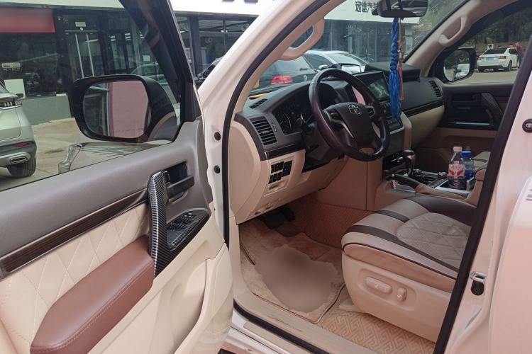 Used Toyota Land Cruiser  Driver Seat